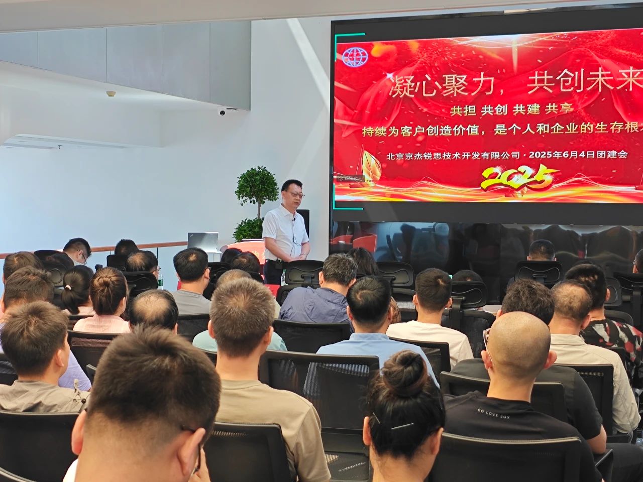 1756976287688308.jpg 22.jpg